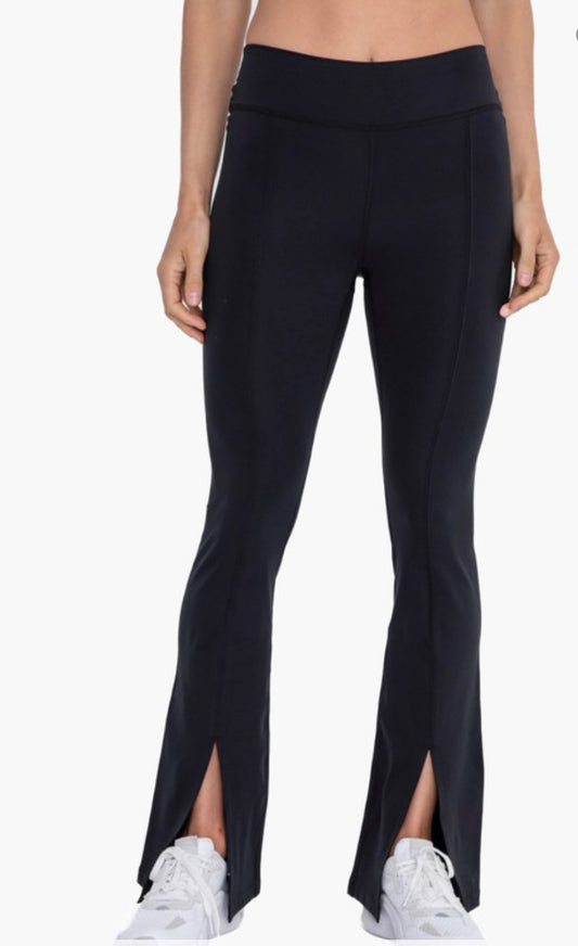 Mono B mid-rise black leggings with slits