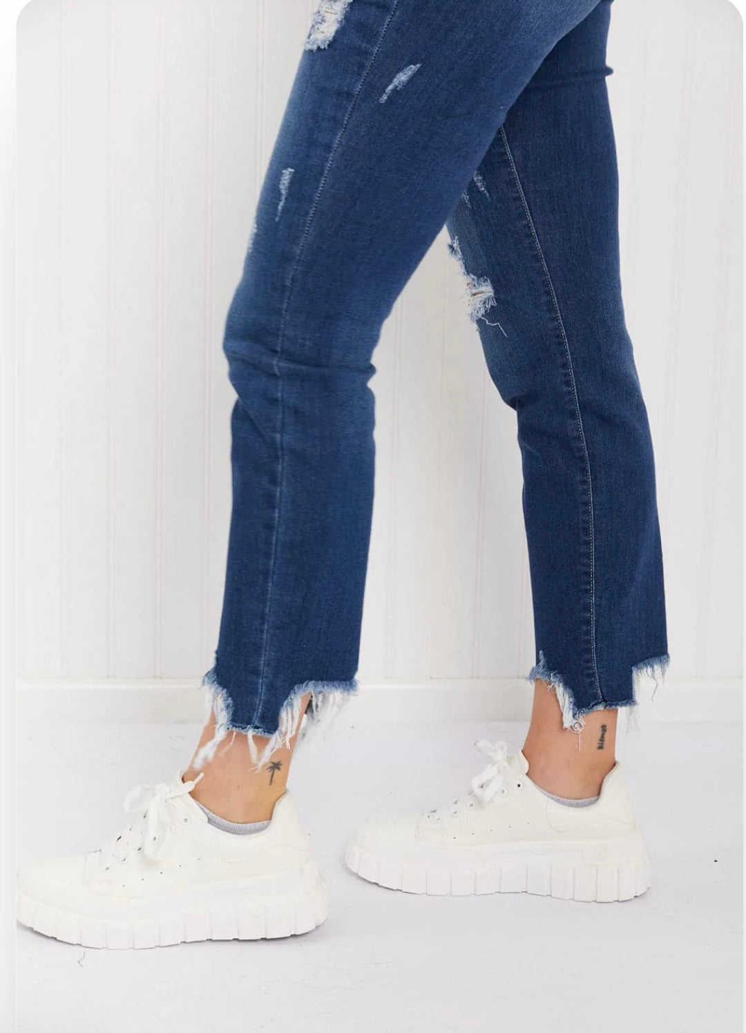 Judy Blue shark bite slim fit jeans